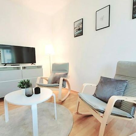 Gemuetliches Helles Appartement Dresden Exterior foto